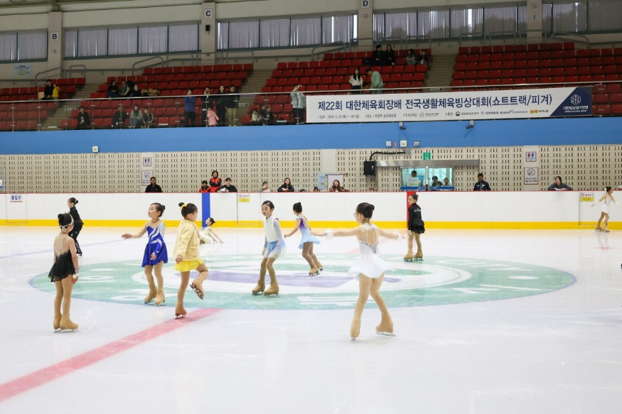 [크기변환]사진3. 피겨 경기_제22회 대한체육회장배 전국생활체육빙상대회_240525.jpg