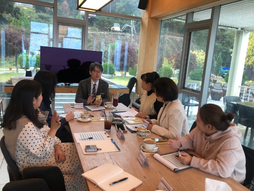 [거창군]24.11.1.보도자료(거창교육지원청_2025.방과후학교순회강사제운영을위한컨설팅실시1).jpeg