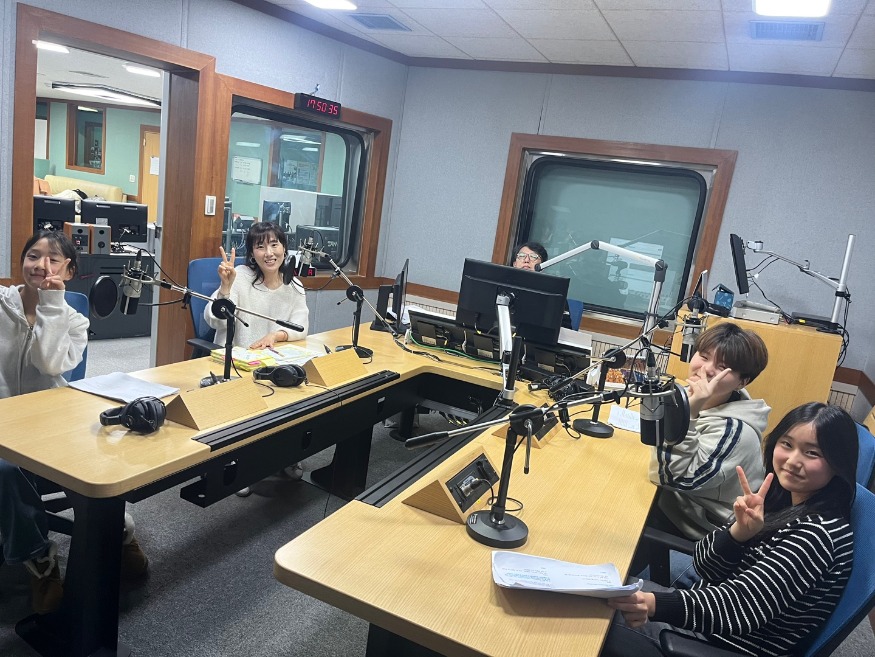 고품격 책 읽는 라디오 12월 방송(행정초)1.jpg