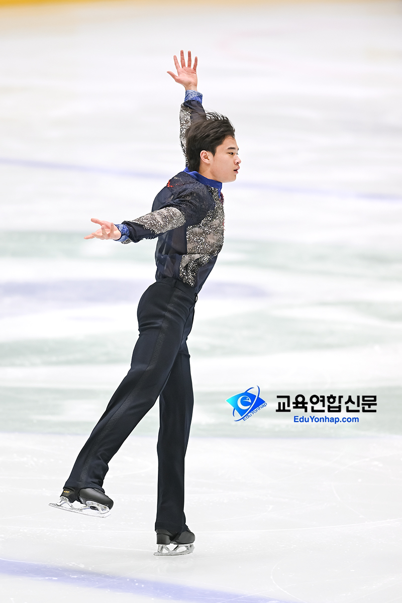 김현겸.jpg
