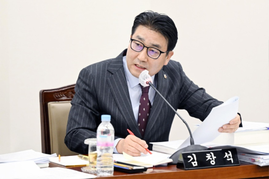 김창석 시의원.jpg