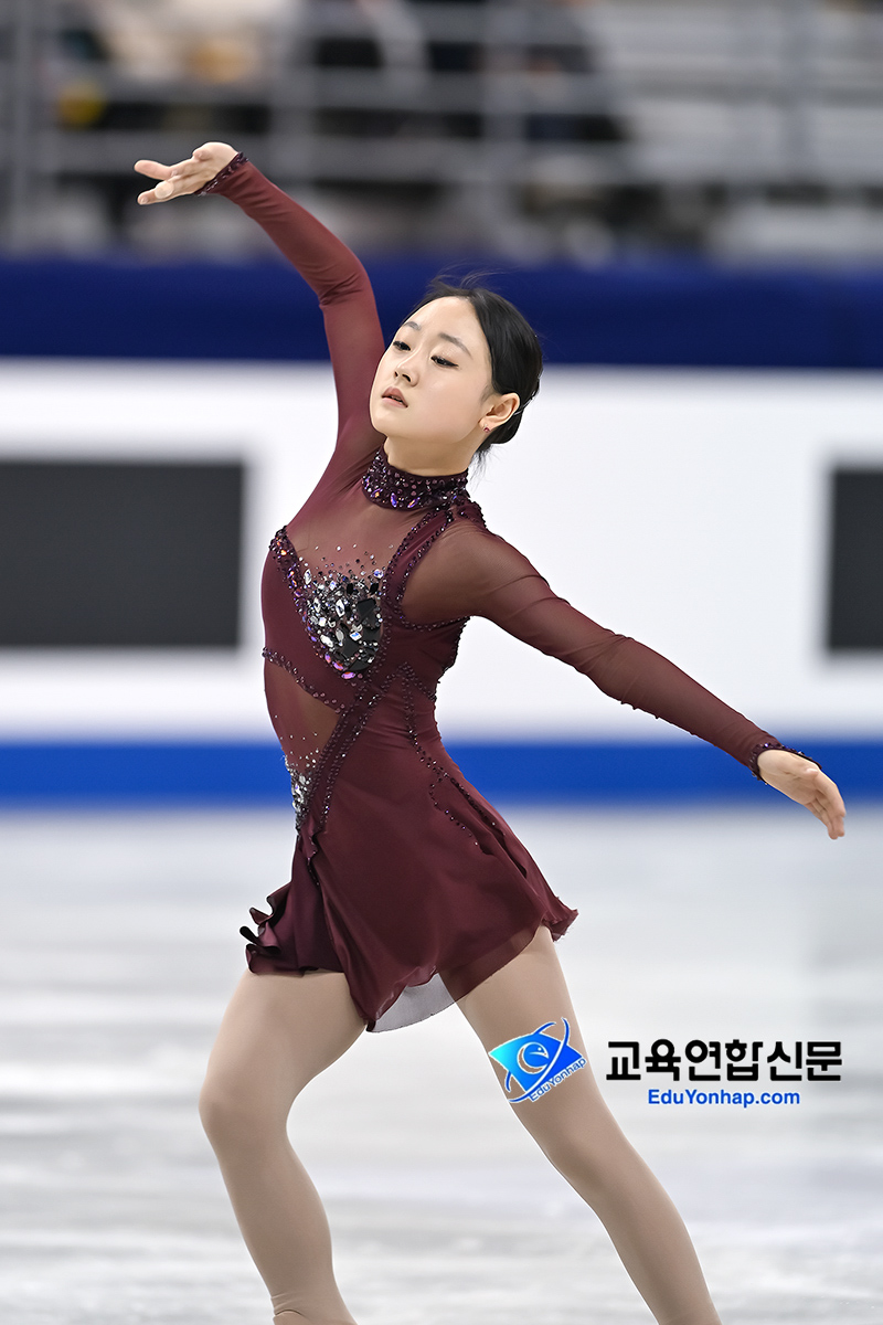 김채연-e.jpg
