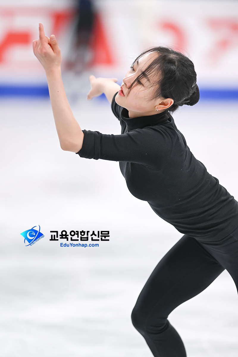 김채연1-1.jpg
