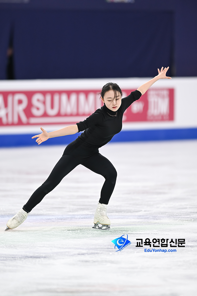 김채연2-1.jpg