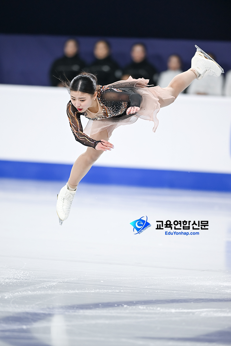윤아선4.jpg