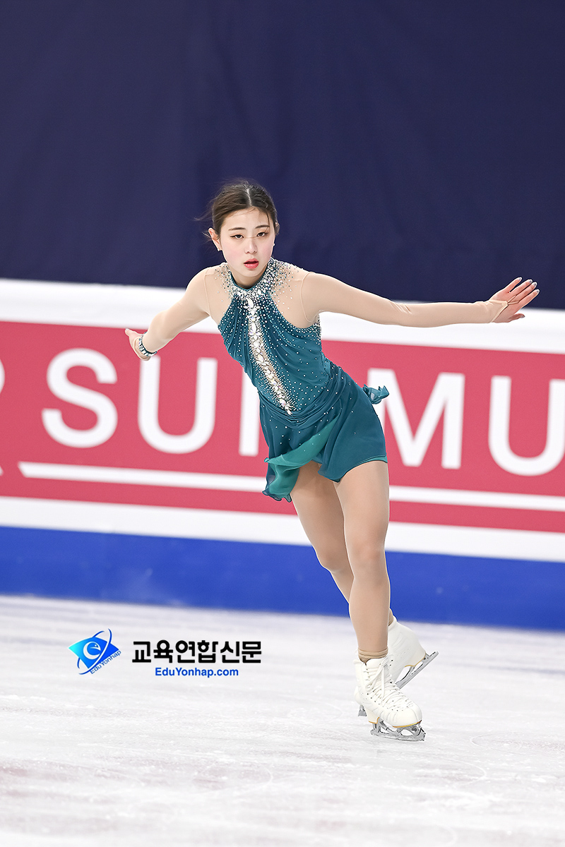 윤아선.jpg