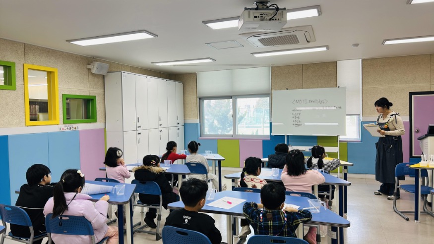 5-1.+김원아+작가와+함께+준비하는+3월+새로운+시작(대전학생교육문화원).jpg