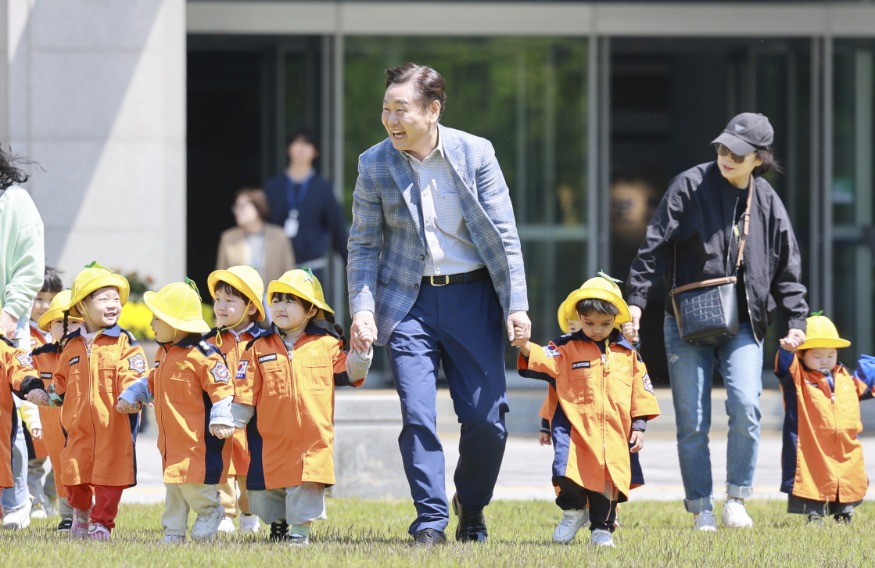 2025-05-02도청으로소풍오는날-10.jpg
