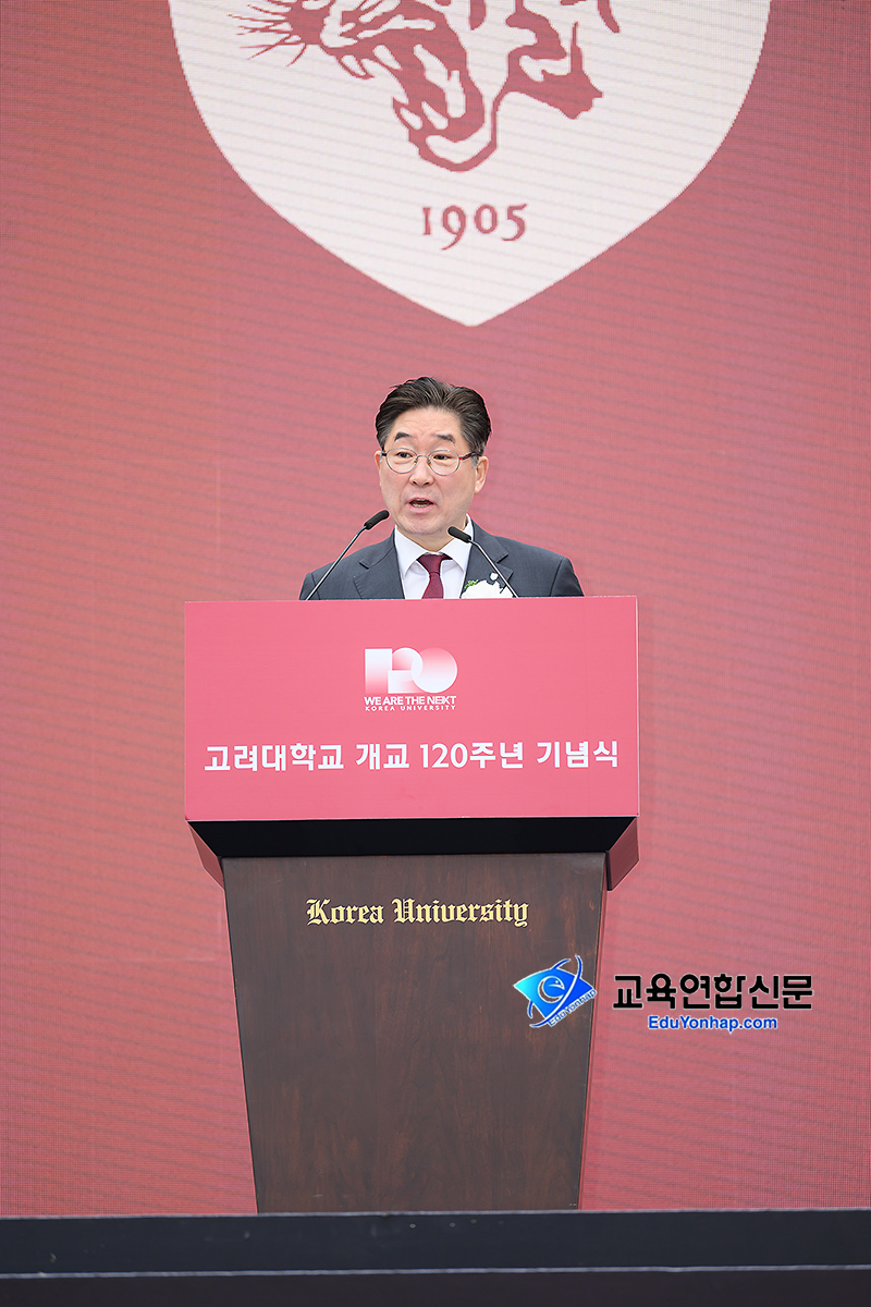 김동원 총장-e.jpg