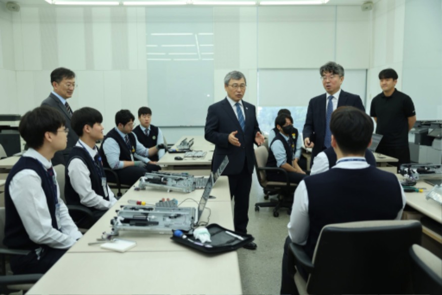 KakaoTalk_20251013_222154196.jpg