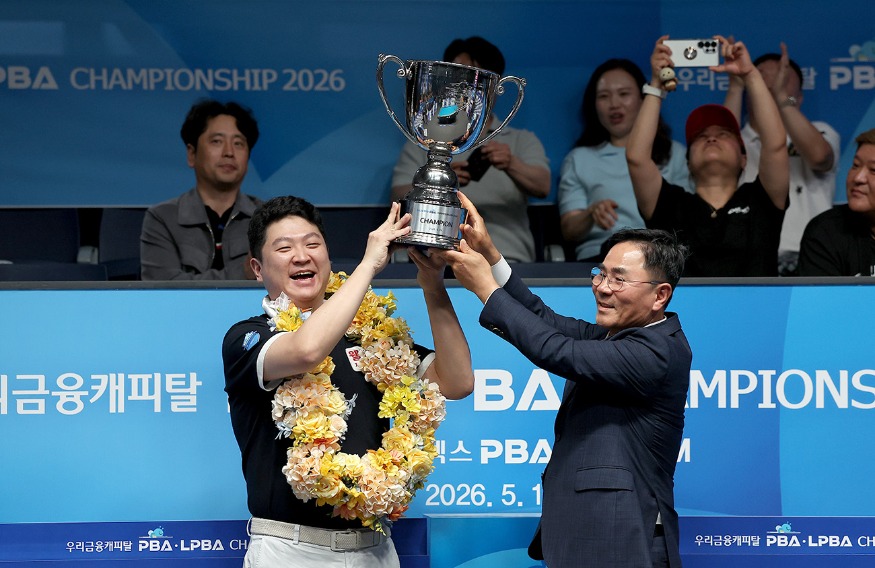 060A2298 조건휘(왼쪽).jpg