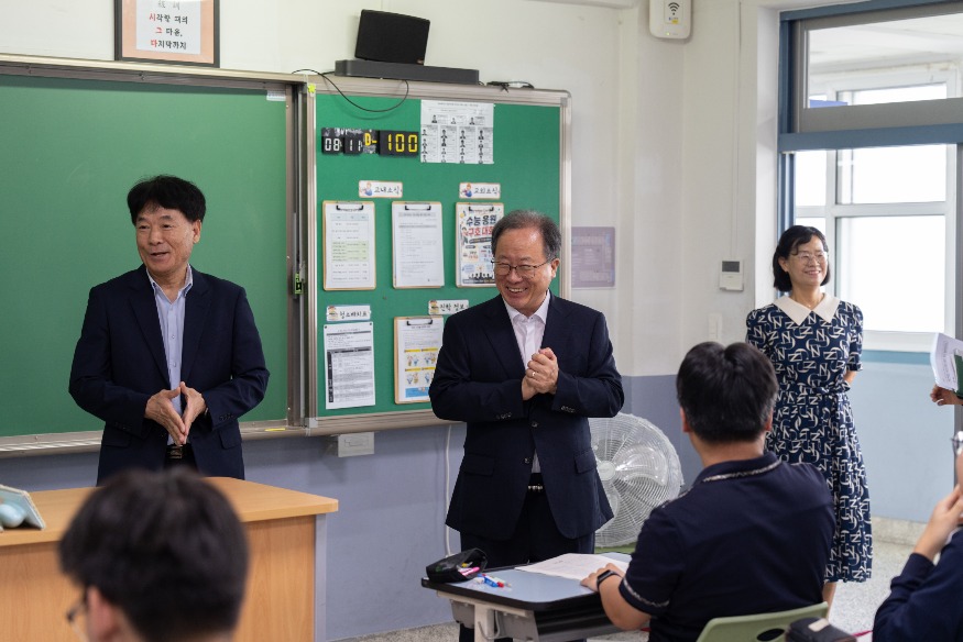20260811 김석준 부산교육감, 수능 D-100일 수험생 격려_붙임2.jpg