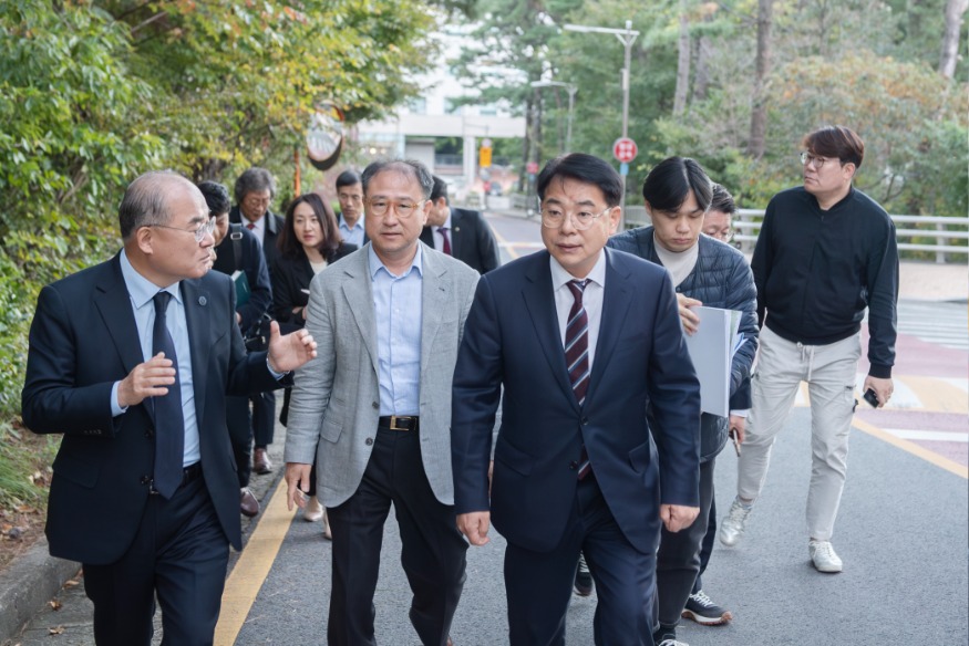 4. 금샘로 개통 교통난 해소.jpg
