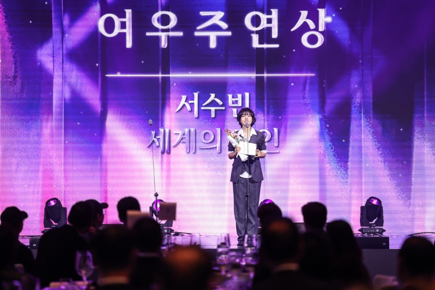 [크기변환]여우주연상_세계의 주인_서수빈_2Z1A2132.jpg